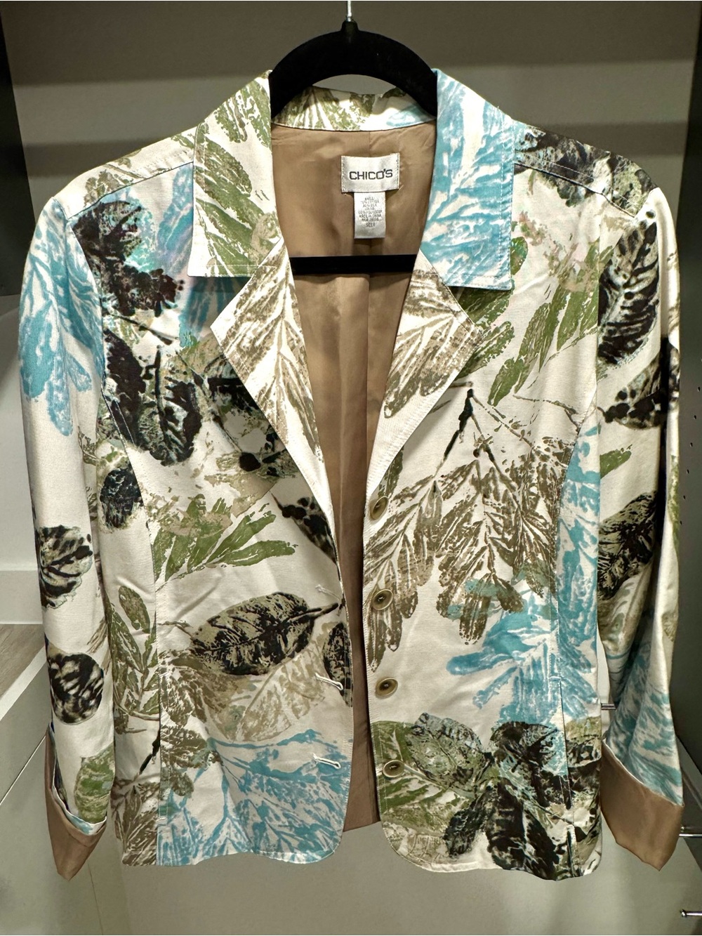 Chico's Cream Jacket with Green, Blue and Black Botanical Print EUC